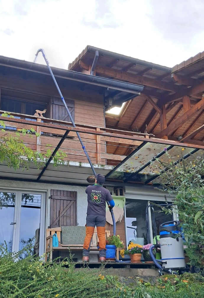 Nettoyage de gouttières